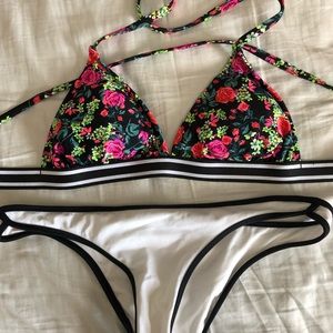 NWOT Floral Jersey style bikini top